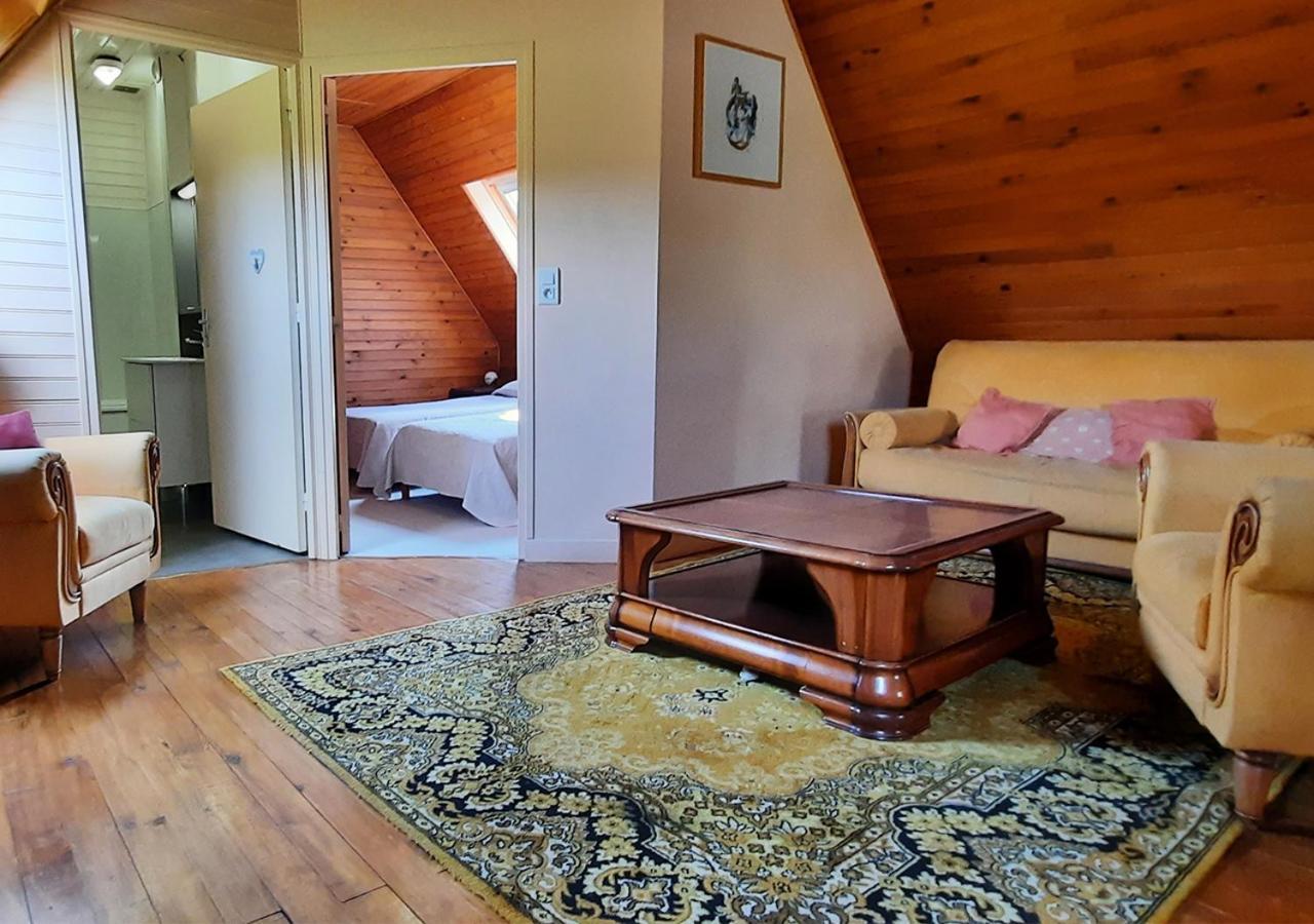 Domaine De Mezeyrac - Laguiole Apartment *