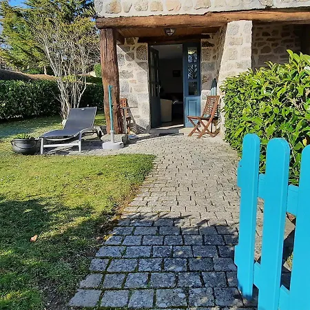 Gites du golf de Laguiole Soulages-Bonneval Extérieur photo