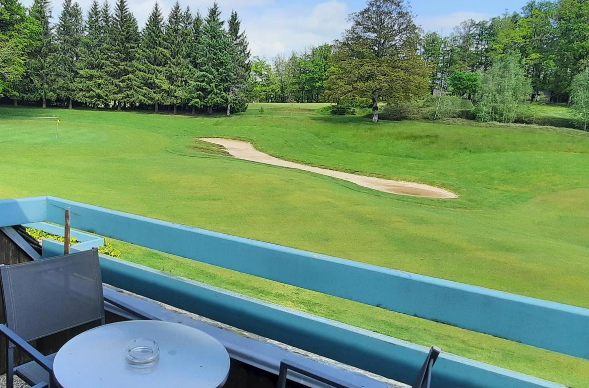 Appartement Du Golf De Laguiole *